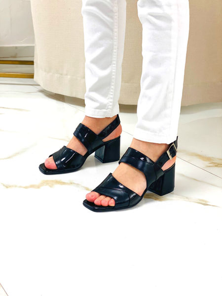 Imagen de Sandalia Fermat Negro Milano Charol
