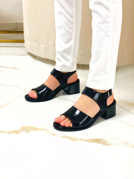 Imagen de Sandalia Galit Negro Charol