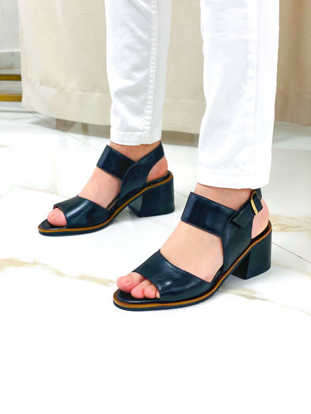 Imagen de Sandalia Emma Negro Milano