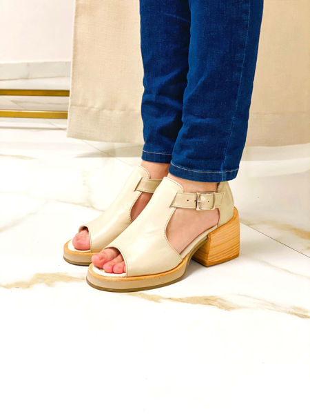 Imagen de Sandalia Hudson Natural Milano Charol