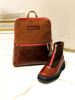 Imagen de Mochila Quidditch Chocolate y Rojo Gamuza