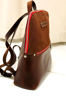 Imagen de Mochila Quidditch Chocolate y Rojo Gamuza