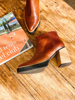 Imagen de Bota Britney Whisky Lagarto