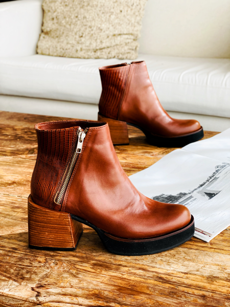 Imagen de Bota Adele Whisky Lagarto