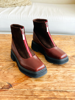 Imagen de Bota Krum Chocolate y Rojo