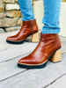 Imagen de Bota Britney Whisky Lagarto