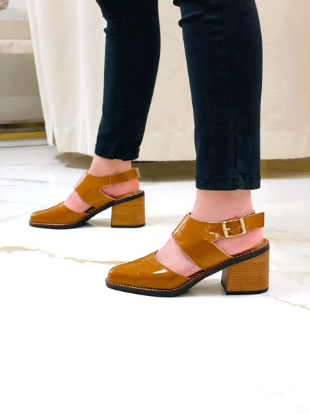 Imagen de Zapato Sophie Tostado Charol