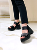 Imagen de Sandalia Brucia Negro Nobuck