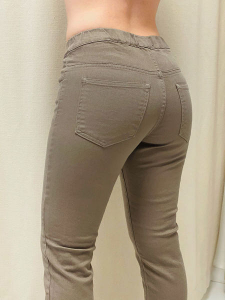 Imagen de Pantalon Madrid Verde Oliva Con Bolsillos