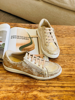 Imagen de Sneaker Varys Oro Craquelado