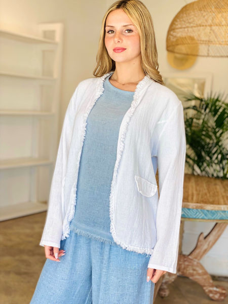 Imagen de Blazer Isidora Blanco