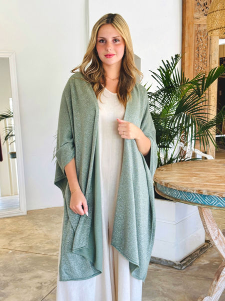 Imagen de Ruana Ursula Verde