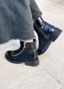Imagen de Bota Foster Negro Charol Nobuck